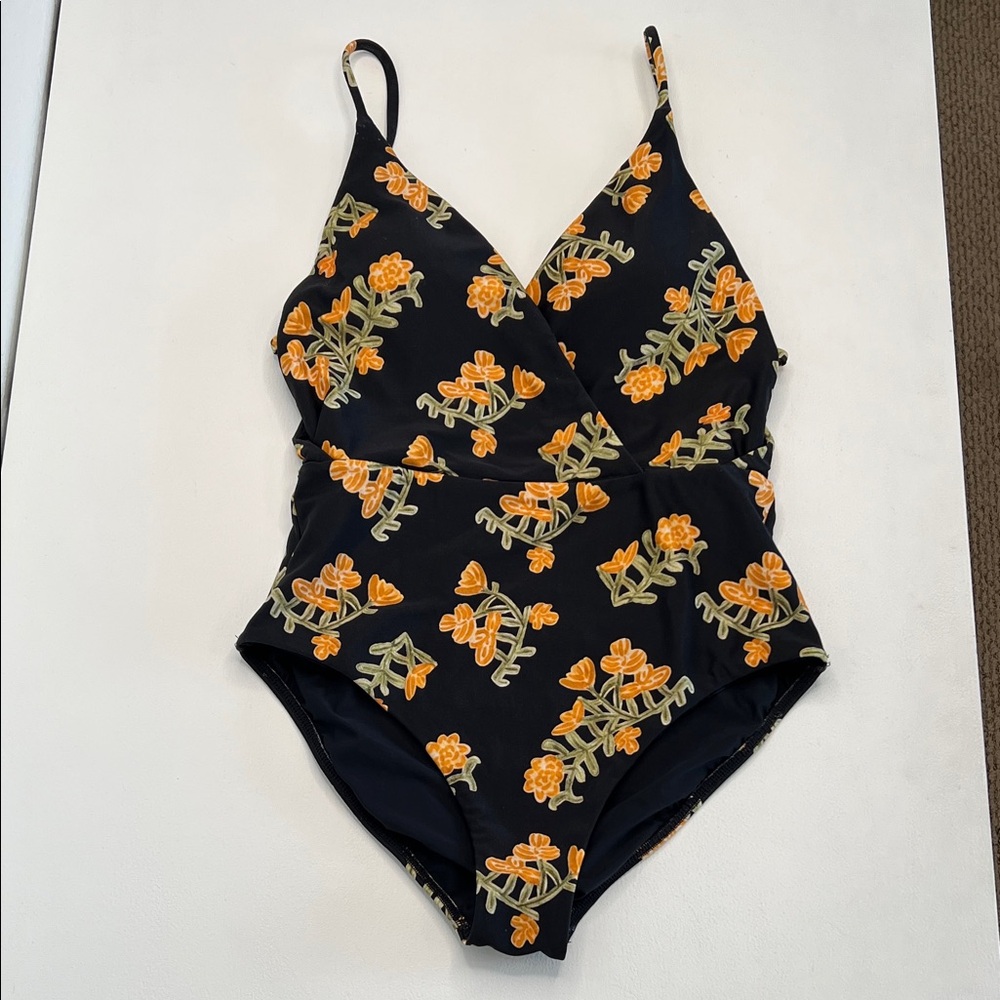 NWT VIX Madalena one piece swimsuit black orange floral size medium - Picture 3 of 13